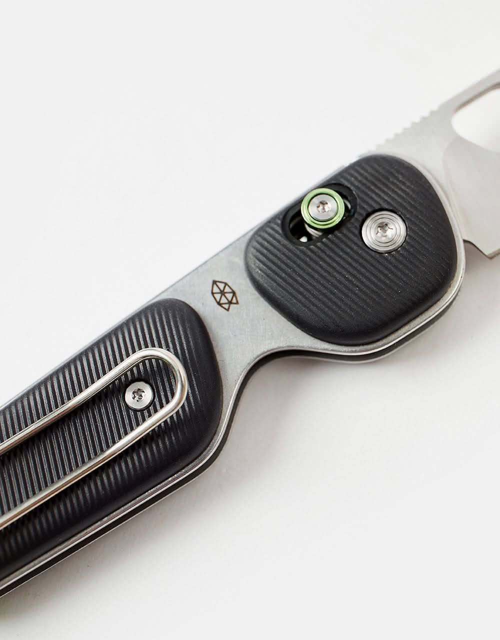 James The Redstone Adventure Knife - Black/Stainless/Straight